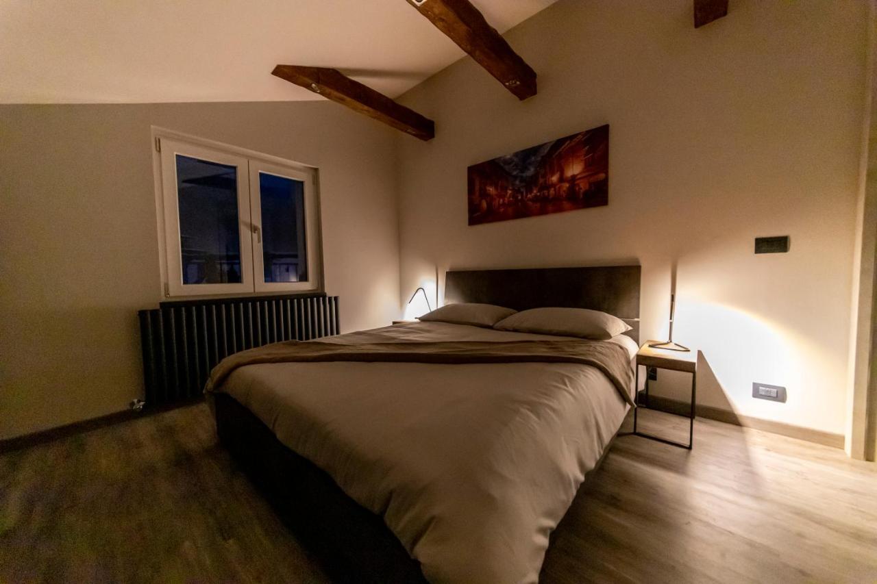 Panoramic Penthouse In The Historical Center Apartment Domodossola Bagian luar foto