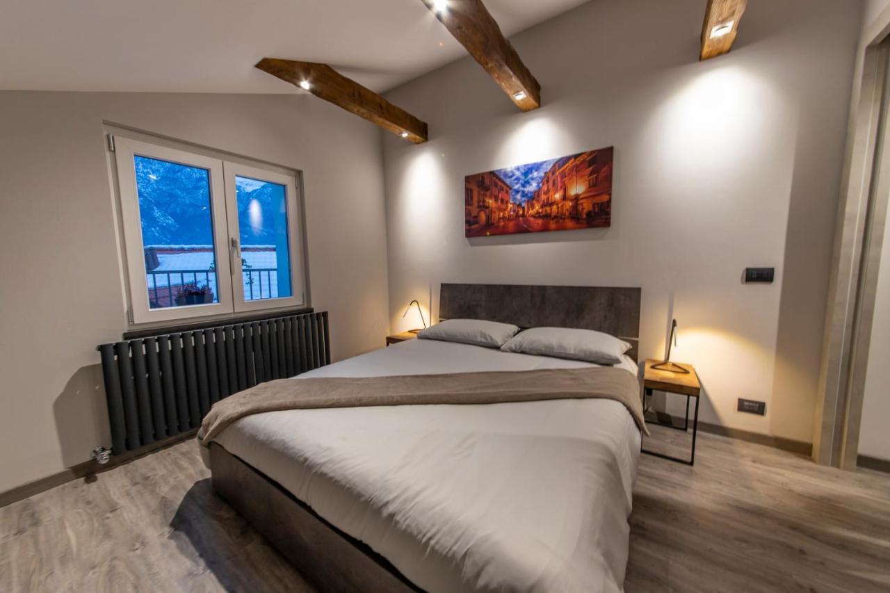 Panoramic Penthouse In The Historical Center Apartment Domodossola Bagian luar foto